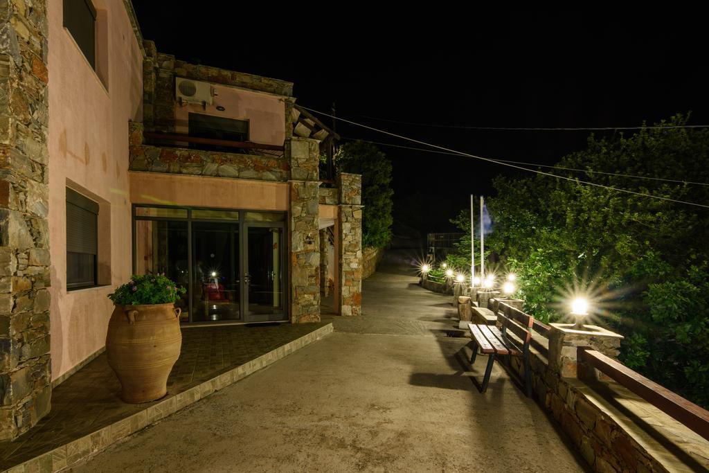 Makronas Apartments Karystos  Luaran gambar