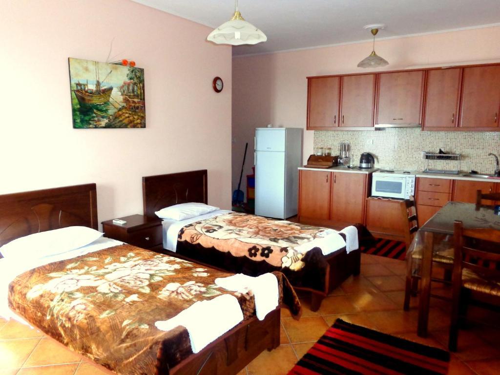 Makronas Apartments Karystos  Luaran gambar